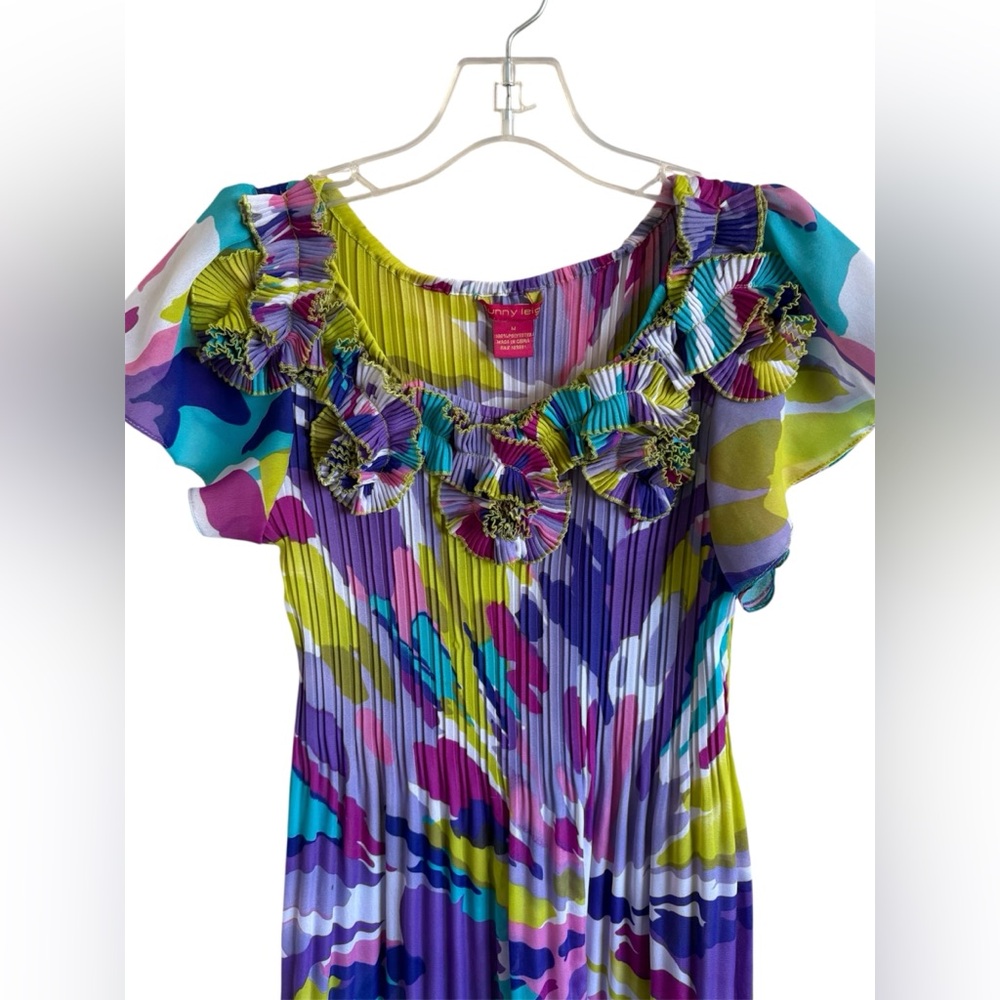 Sunny Leigh Whimsy Multicoloured floral print pleated dress with ruffle trim - Picture 3 of 6